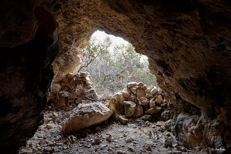 Fotografia de TERRIL, COVA (2 de 3)