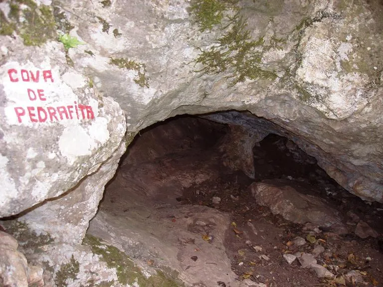 Fotografía de PEDRAFITA, COVA DE (1 de 2)