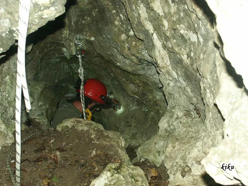 Fotografía de MARGE DEL MORO, AVENC DEL (2 de 5)