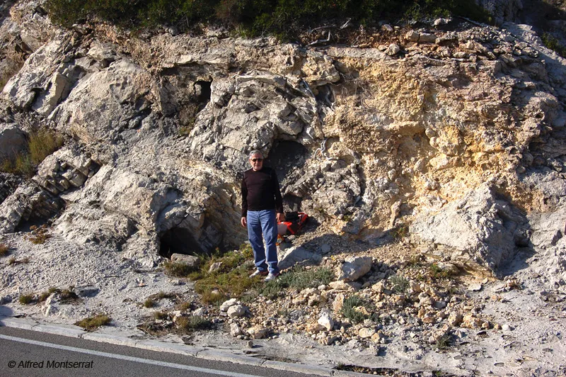 Fotografia de CARRETERA, COVA DE LA (2 de 2)