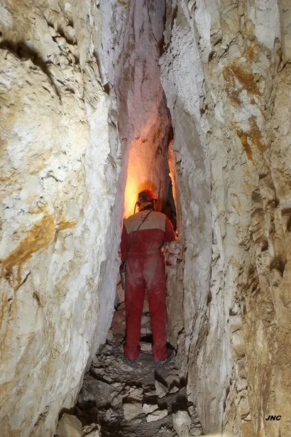 Fotografia de MAS DE PONTONS, COVA-AVENC DEL (4 de 5)
