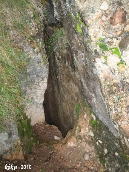 Photograph of VENTÓS, AVENC (2 of 3)