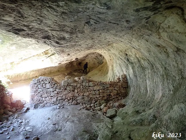 Fotografía de ESGLÈSIA, COVA DE L' (3 de 6)