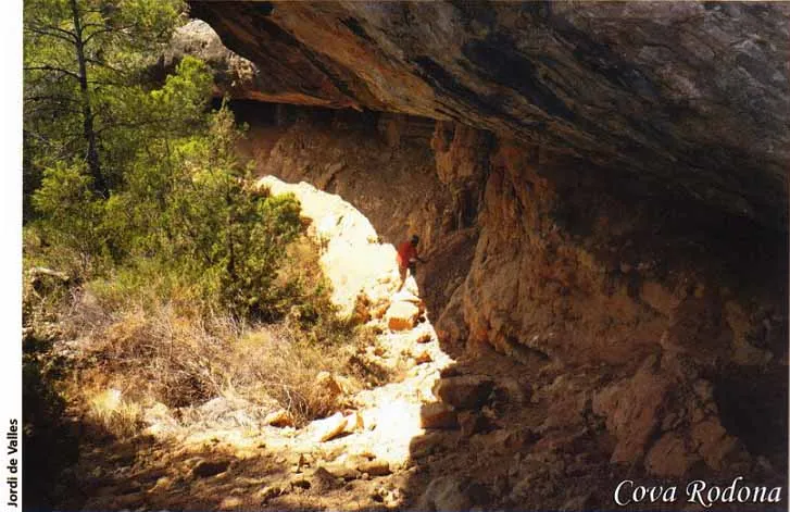 Photographie de RODONA, COVA (1 sur 1)