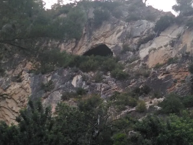 Fotografia de BEATES,  COVA DE LES (2 de 2)