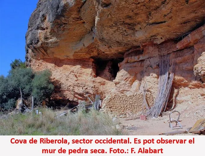 Fotografia de RIBEROLA, COVA DE (2 de 3)