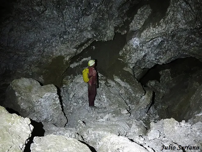Photograph of ROTGERS (R-2, R3, R-4, R-5, R-6),  COVA DE (13 of 34)