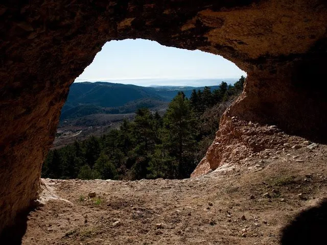 Fotografia de MOROS, COVA LATERAL DELS (2 de 4)