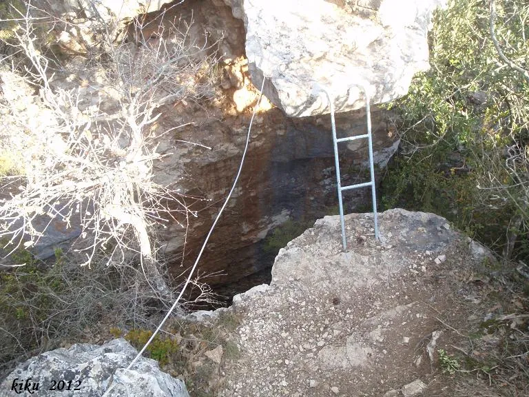 Fotografía de FEBRÓ, AVENCS I COVES DE LA (3 de 10)