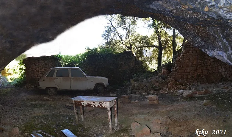 Fotografia de COVA, LA (6 de 6)
