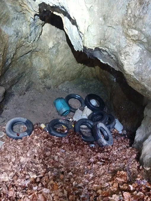 Fotografia de COLL DE L'ALEC, AVENC DEL (4 de 6)