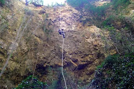 Fotografia de FONTAUBELLA, AVENC DE (4 de 5)