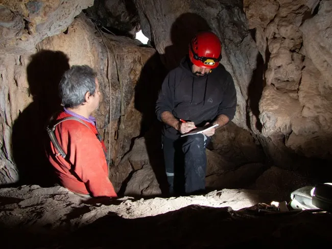 Fotografia de CAN SOLER DE SECABECS, COVA DE (6 de 7)