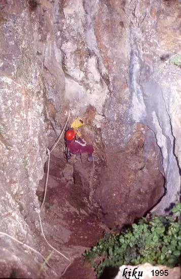 Fotografia de VERDOR, AVENC DE LA (1 de 2)