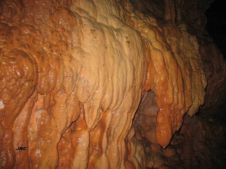 Photographie de ENDALÓ, AVENC DE L' (2 sur 3)