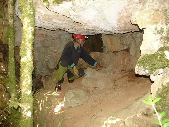 Fotografia de INFERN D'EN MARTÍ, COVETA DE L' (1 de 3)