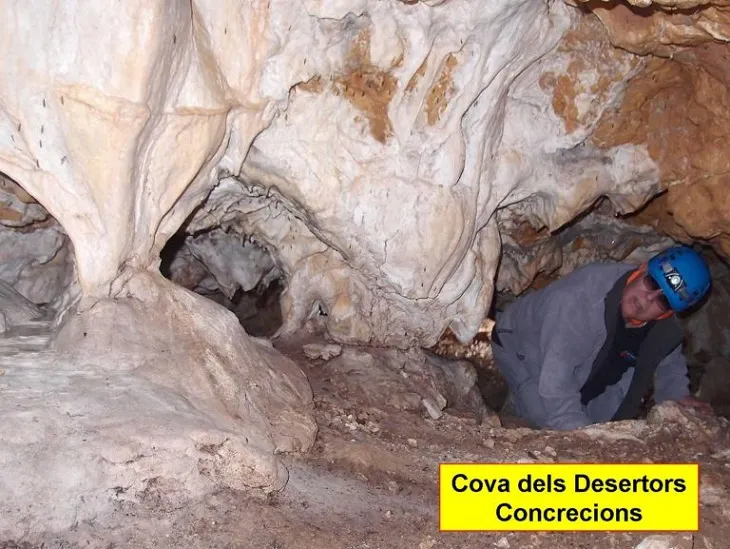 Fotografía de DESERTORS, COVES DELS (3 de 4)
