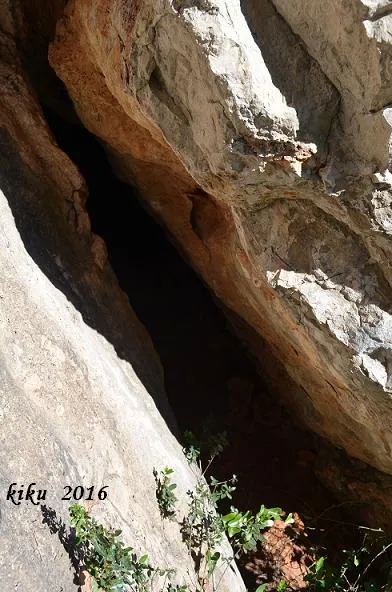 Fotografia de SERRA DEL CÚPOL, COVETA Nº2 DE LA (2 de 2)