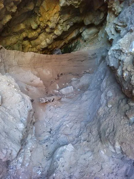 Photograph of REGUEROT DEL CLAVEGAR, COVA DEL (1 of 2)