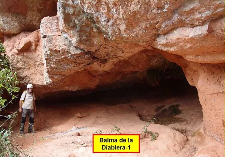 Photograph of DIABLERA-1, BALMA DE LA (1 of 2)