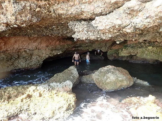 Photograph of XERTOLÍ, COVES DEL (3 of 7)