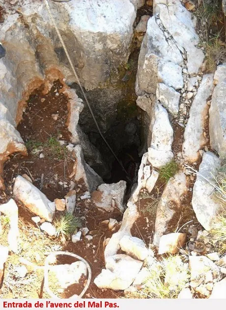 Photograph of MAL PAS, AVENC DEL (1 of 2)
