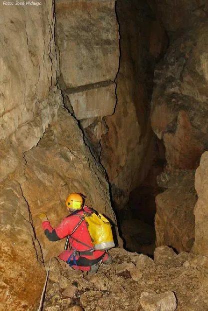 Fotografía de GIEM, AVENC DEL (2 de 7)