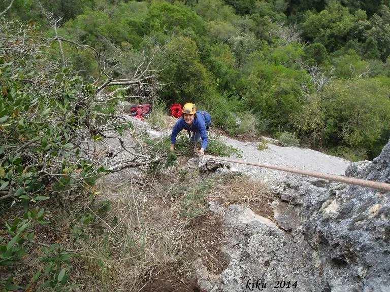 Fotografia de FONT FREDA, COVA Nº1 DE LA (5 de 8)