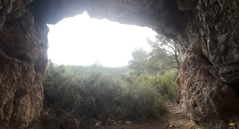 Fotografia de FUMADA, COVA (2 de 3)