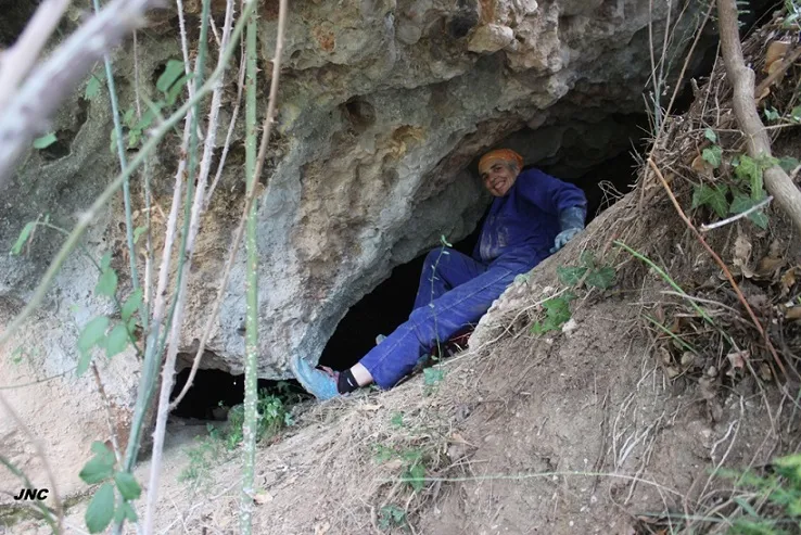Fotografia de AIGUA, COVA INFERIOR DE L' (2 de 4)