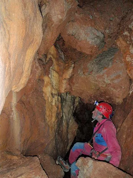 Fotografia de ESCALFOR, AVENC DE L' (4 de 5)