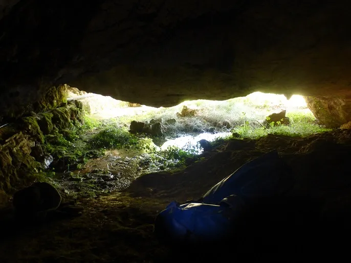 Photograph of FONT DE MIRAVALL, COVA DE LA (2 of 3)