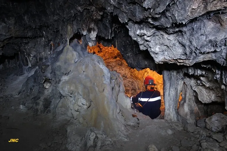 Fotografia de GUIA, COVA DE LA (4 de 5)