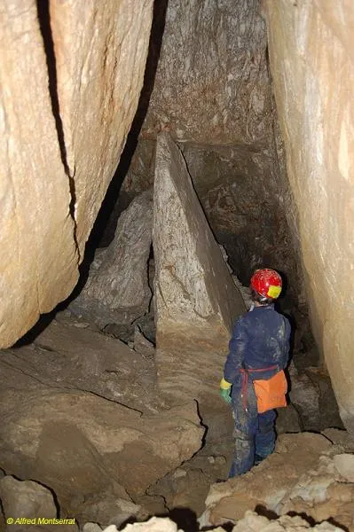 Fotografia de CASTELL DE PALMEROLA, COVA DEL (8 de 8)