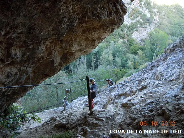Fotografia de SALGAR, COVES DE (11 de 23)
