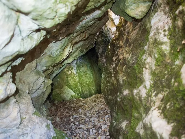 Fotografia de PUIG CUBELL DE VILADA, AVENC DEL (1 de 6)