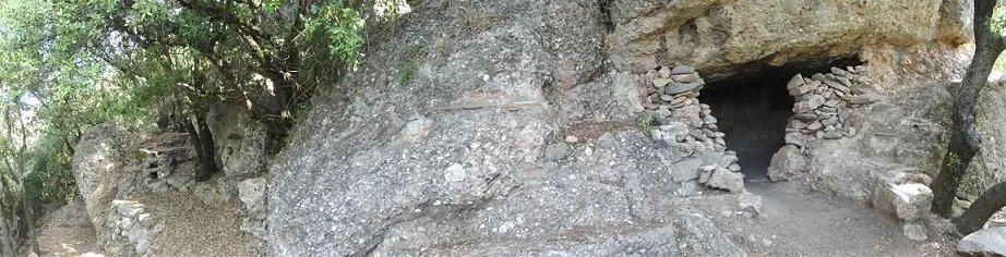 Fotografia de RACÓ GRAN DE MATARRODONA, COVA DEL (1 de 3)