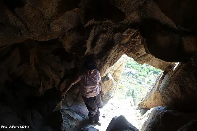 Photograph of ENCANTADES, COVA DE LES (2 of 6)