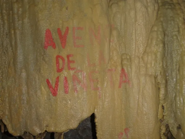 Photographie de VINYETA, AVENC DE LA (5 sur 9)