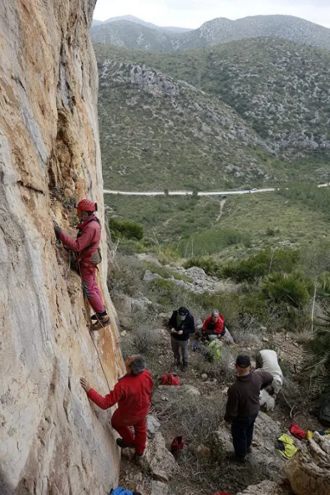 Fotografia de PENYES ROGES, BALMA I FORAT DE LES (3 de 3)