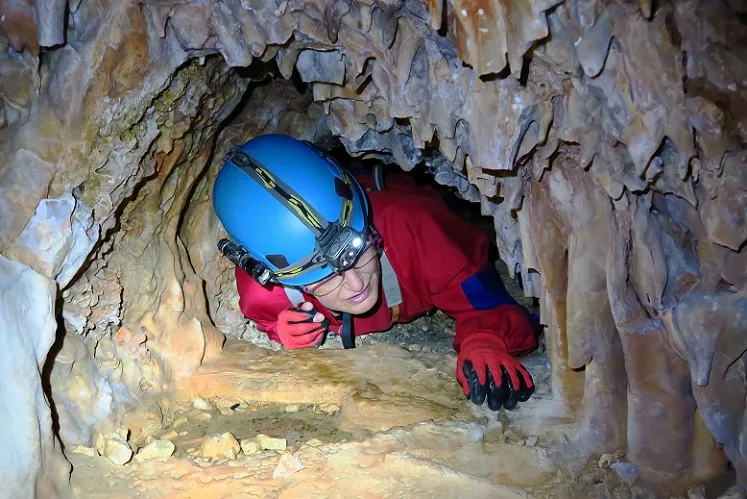 Fotografia de CAN RIGOL Nº 2, COVA DE (2 de 11)