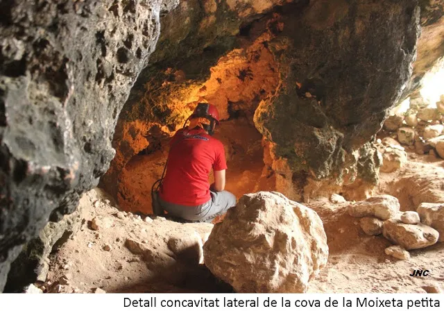 Fotografia de MOIXETA PETITA, COVA DE LA (2 de 2)
