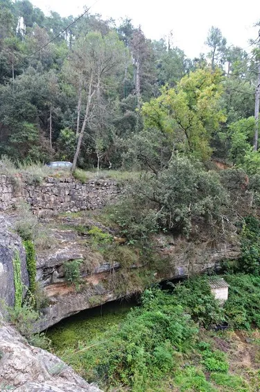 Photograph of FONT DE LA VALL VILARAMÓ, BALMA DE LA (2 of 3)