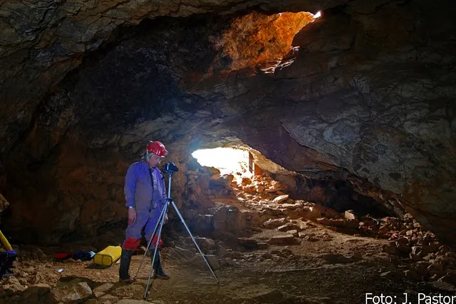 Photograph of ANES, COVA D' (1 of 8)