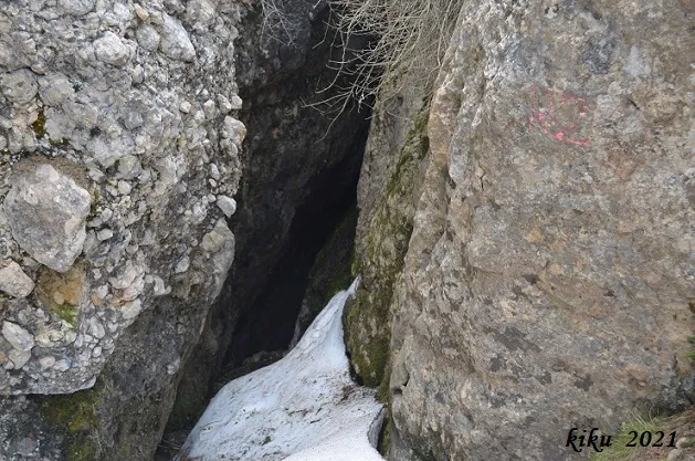 Fotografía de NEVERA, AVENC DE LA (2 de 4)