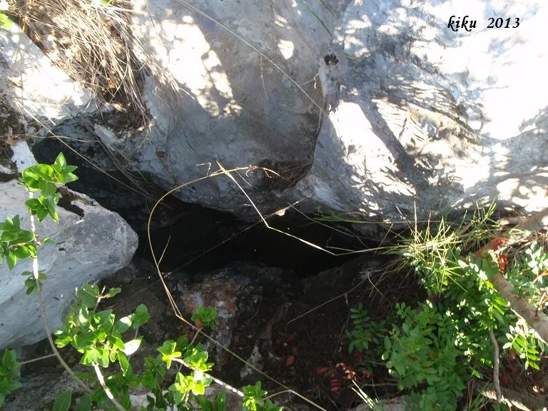 Photograph of ENCENEDOR, AVENC DE L' (4 of 4)