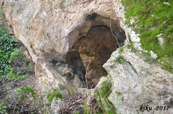 Fotografia de TRES CREUS, COVA DE LES (1 de 5)