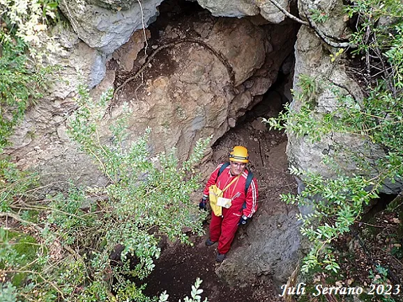 Photograph of CABANIL, COVA DEL (3 of 7)