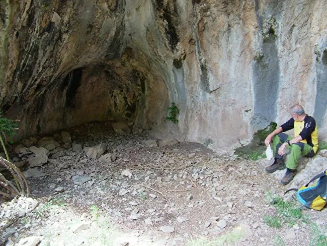 Photograph of AMAGADA DEL SAÜC, BALMA (3 of 4)