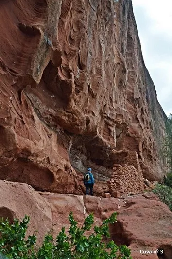 Fotografía de TITI, COVES 3 I 4 DEL (1 de 2)